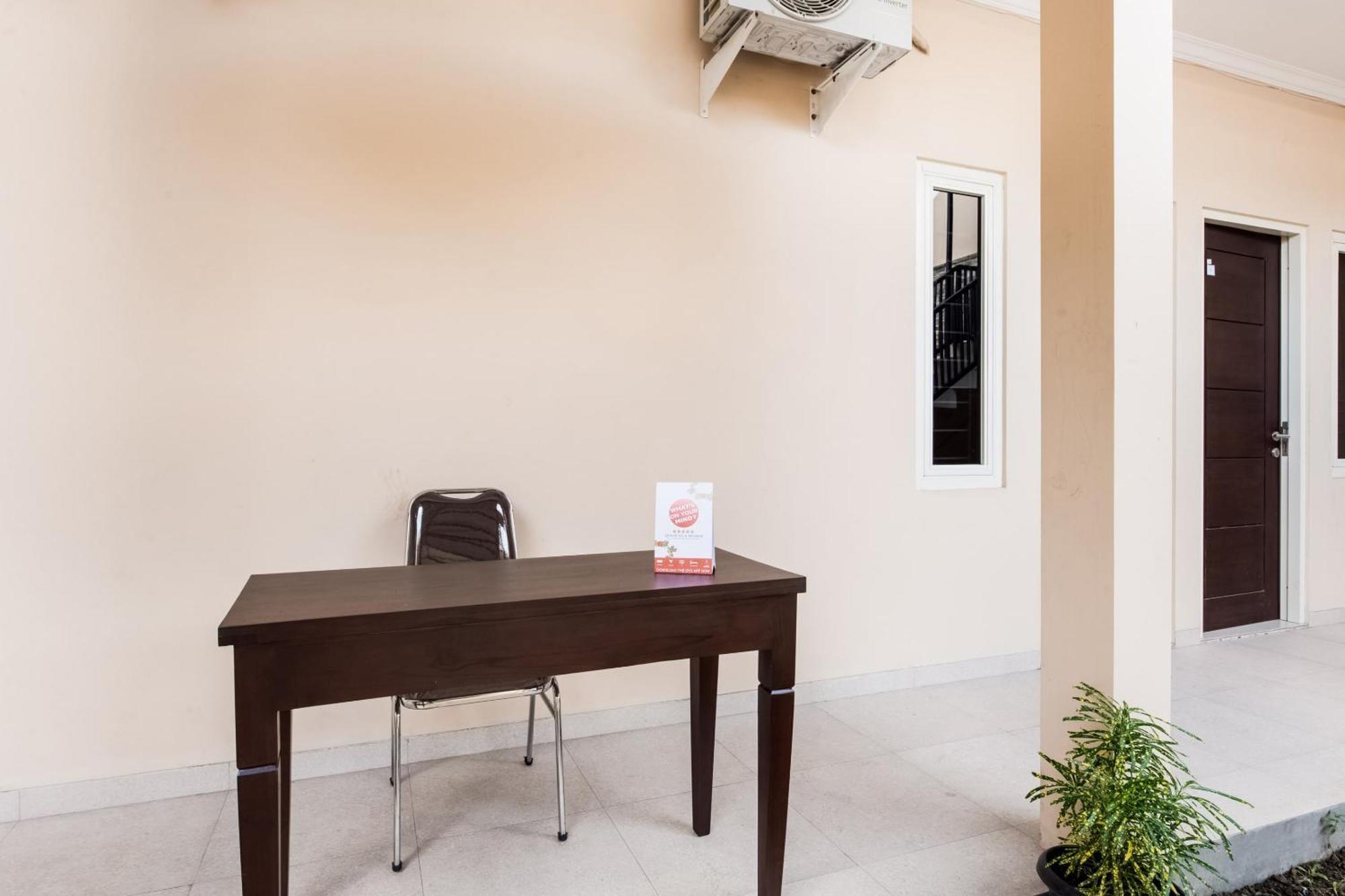 Hotel Oyo Life 3398 Griya Rm 19 Syariah Surabaja Exteriér fotografie